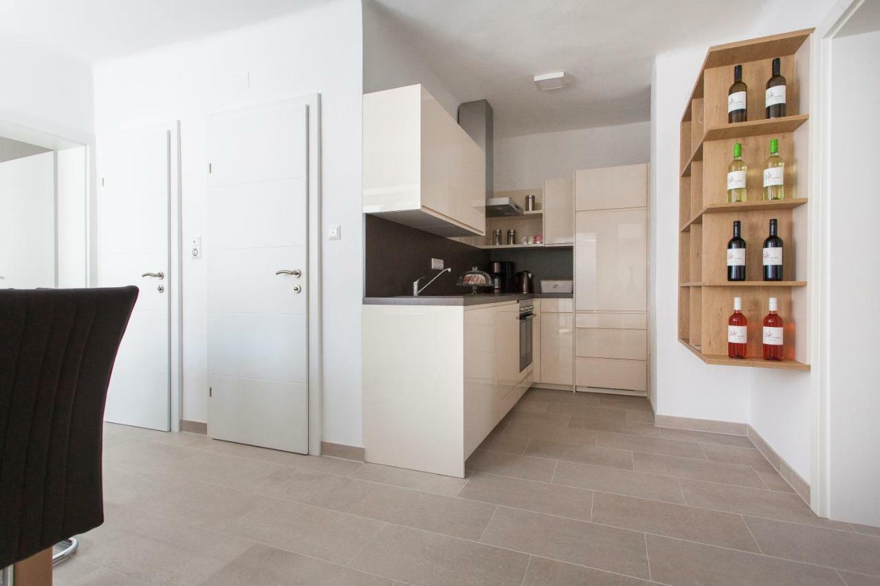 Zehentner - Wein & Feriendomizil Villa Illmitz Exteriör bild
